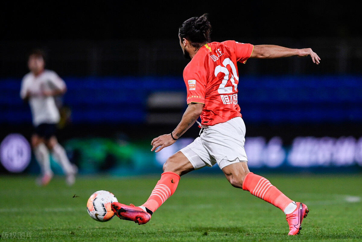 开云-包含国际比赛日体能课后;广州队豪取连胜备战欧篮联;目标明确;训练强度明显提升的词条