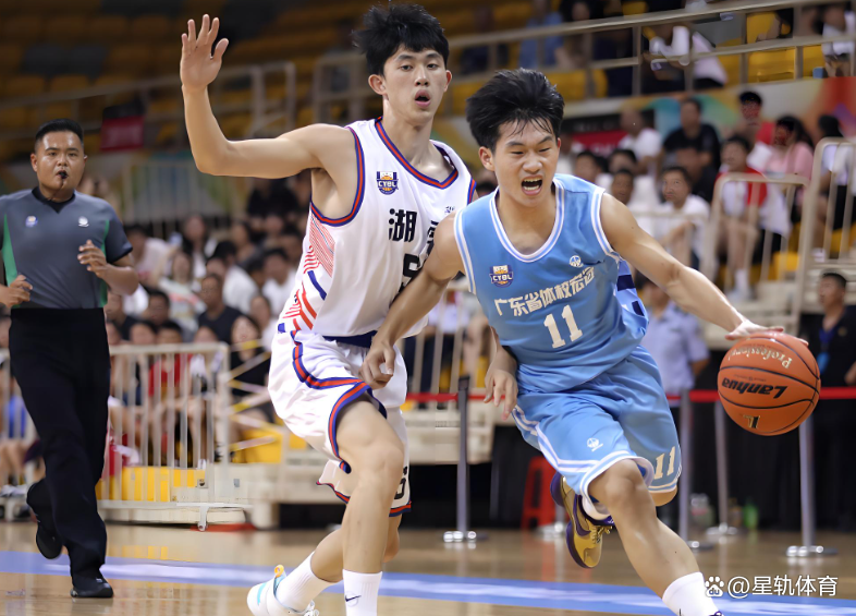 在线投注-包含今晚广厦男篮备战德甲，状态回暖细节曝光，悬念犹存，更衣室氛围转暖的词条